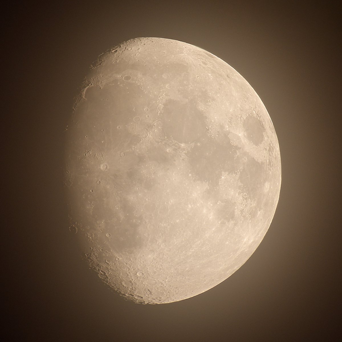 2025-07-06 19:38 #旧暦六月十二日 #Moondays