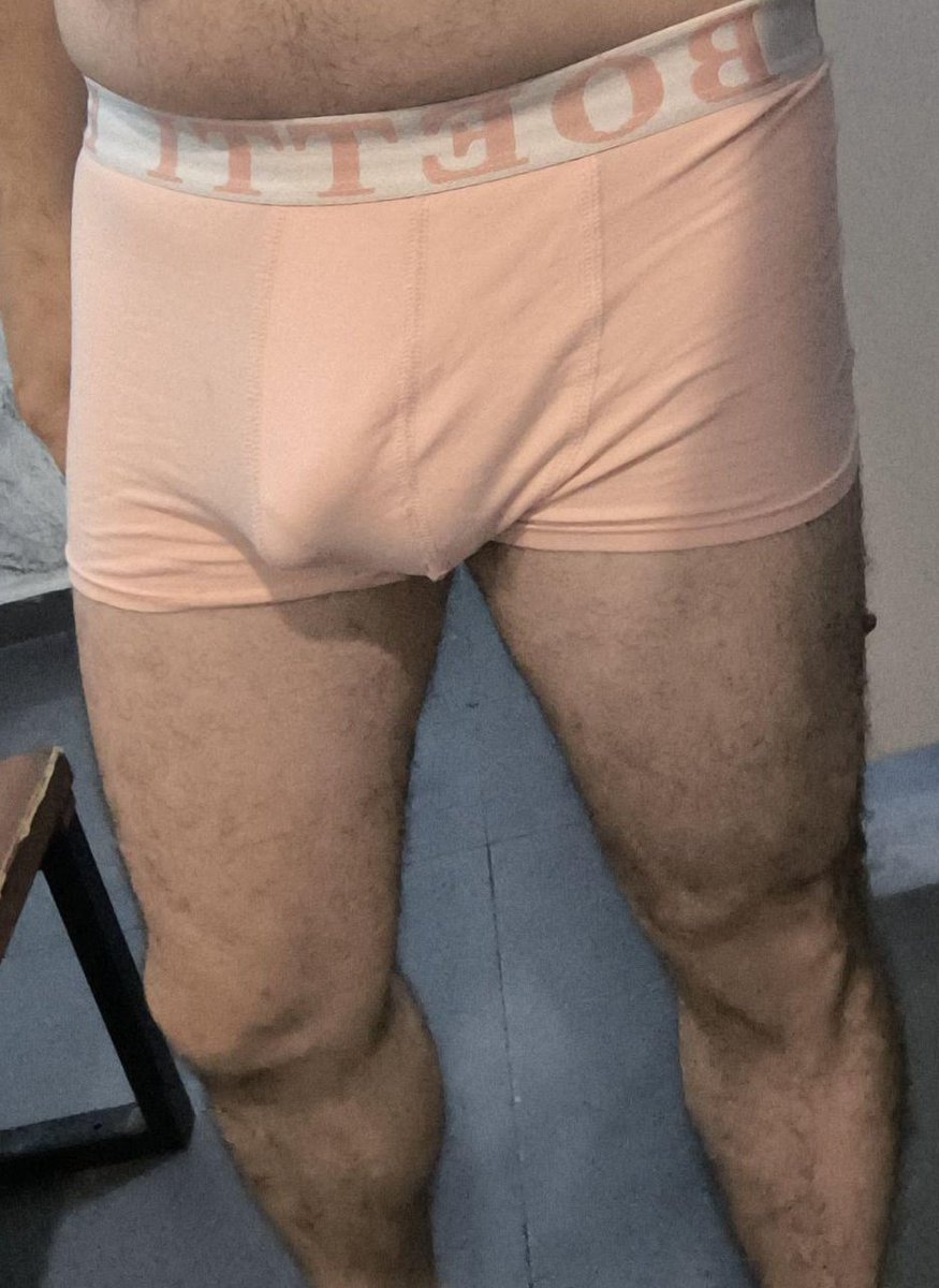 Soyunma odası için fazla mi cesur