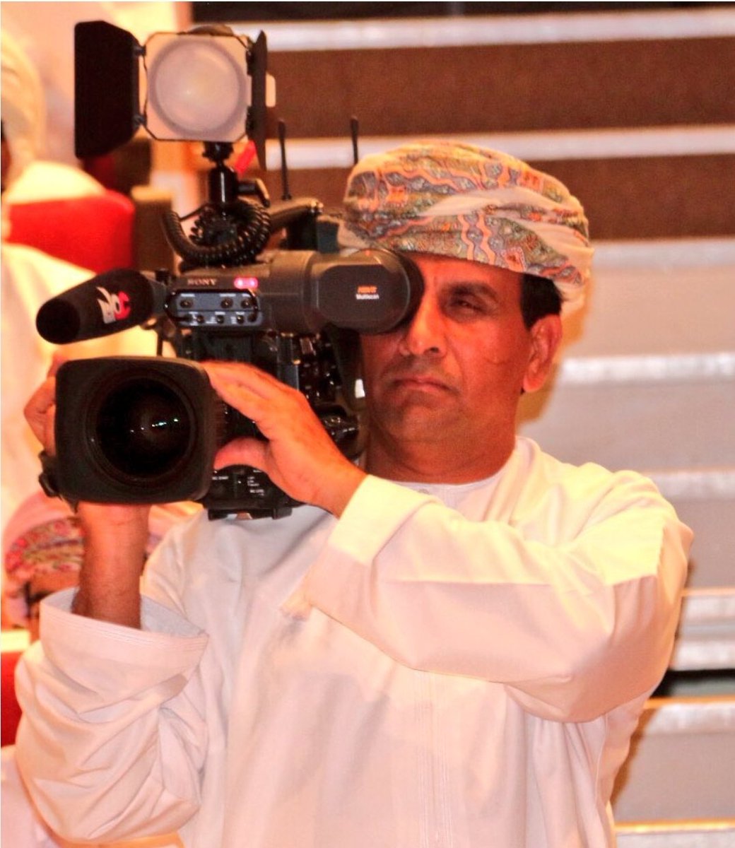 بقلوب مؤمنة بقضاء الله وقدره بلغنا النبأ المؤلم بوفاة الأخ والزميل العزيز المصور التلفزيوني المبدع #عامر_فليت_العامري الذي رافقنا في رحلات العمل وسهرات الإنتاج، يشاطرنا لحظات الإبداع والتحدي .
   - *"رحمك الله يا من كنتَ عيناً تلتقط الجمال، وقلباً يروي القصة قبل عدسة الكاميرا"*.