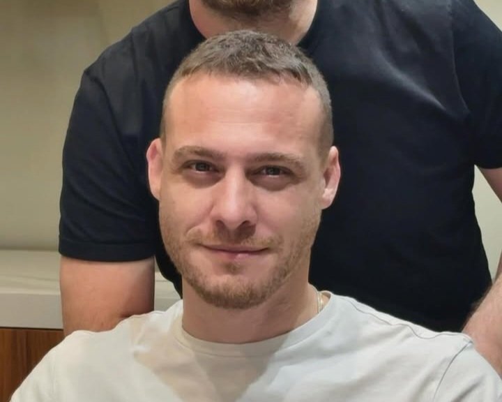 RaquelCisterna4's tweet image. KEREM CON NUEVO LOOK😍❤️🔥🫦
ESTE HOMBRE CADA DÌA ESTÁ CÓMO EL VINOOOOOOO🤭😍MÁS RIC🤭