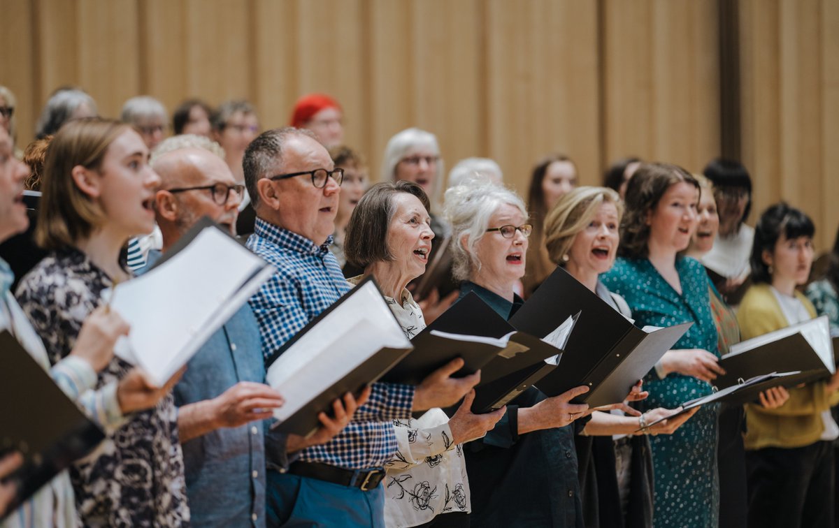 GSAChoir's tweet image. Are you interested in joining one of Glasgow’s largest choirs? Maybe you're put off by the thought of auditioning, or maybe you can't read music, or then again maybe you can...
Come to our open rehearsal on 2/9 and see if you want to join us. More info👇
bit.ly/GSACopenrehear…