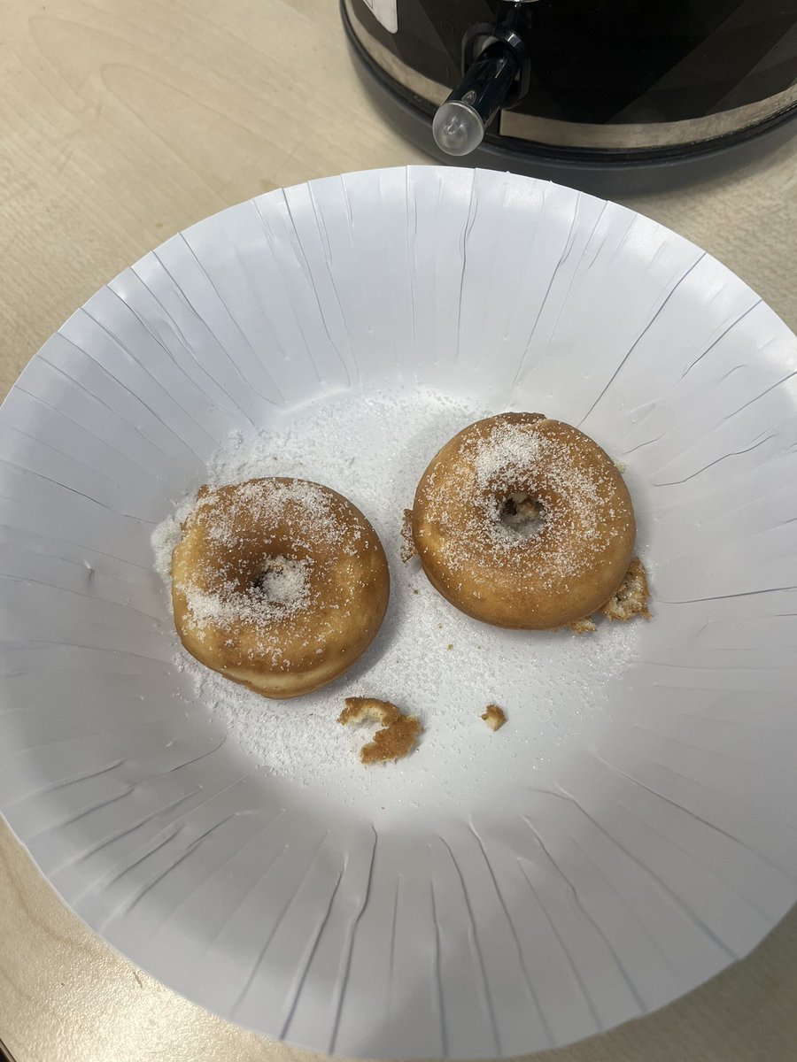 Y6 have been making doughnuts this afternoon. We mixed the ingredients and used the doughnut maker that Mrs Smith (Miss Smith’s mum!) dug out of the cupboard. We had a great time but clearly need to practise our smiles! 🍩