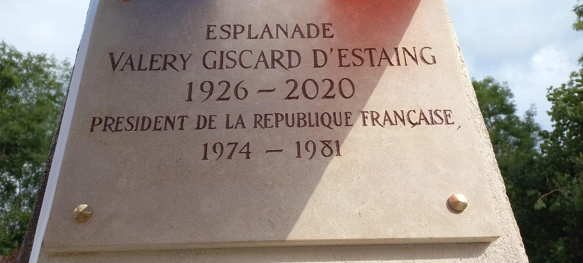 Fondation Valéry Giscard d'Estaing (@fondation_vge) on Twitter photo BAPTÊME I La commune de @Gondreville en Meurthe-et-Moselle a désormais une "Esplanade Valéry #Giscard d'Estaing", inaugurée ce jour en présence de <a href="/LGiscardEstaing/">Louis Giscard d'Estaing</a>.
Merci au Maire Raphaël Arnould pour son accueil et sa fidelité!
<a href="/Fondation_VGE/">Fondation Valéry Giscard d'Estaing</a>
#VGE #mémoire #septennat BAPTÊME I La commune de @Gondreville en Meurthe-et-Moselle a désormais une "Esplanade Valéry #Giscard d'Estaing", inaugurée ce jour en présence de <a href="/LGiscardEstaing/">Louis Giscard d'Estaing</a>.
Merci au Maire Raphaël Arnould pour son accueil et sa fidelité!
<a href="/Fondation_VGE/">Fondation Valéry Giscard d'Estaing</a>
#VGE #mémoire #septennat