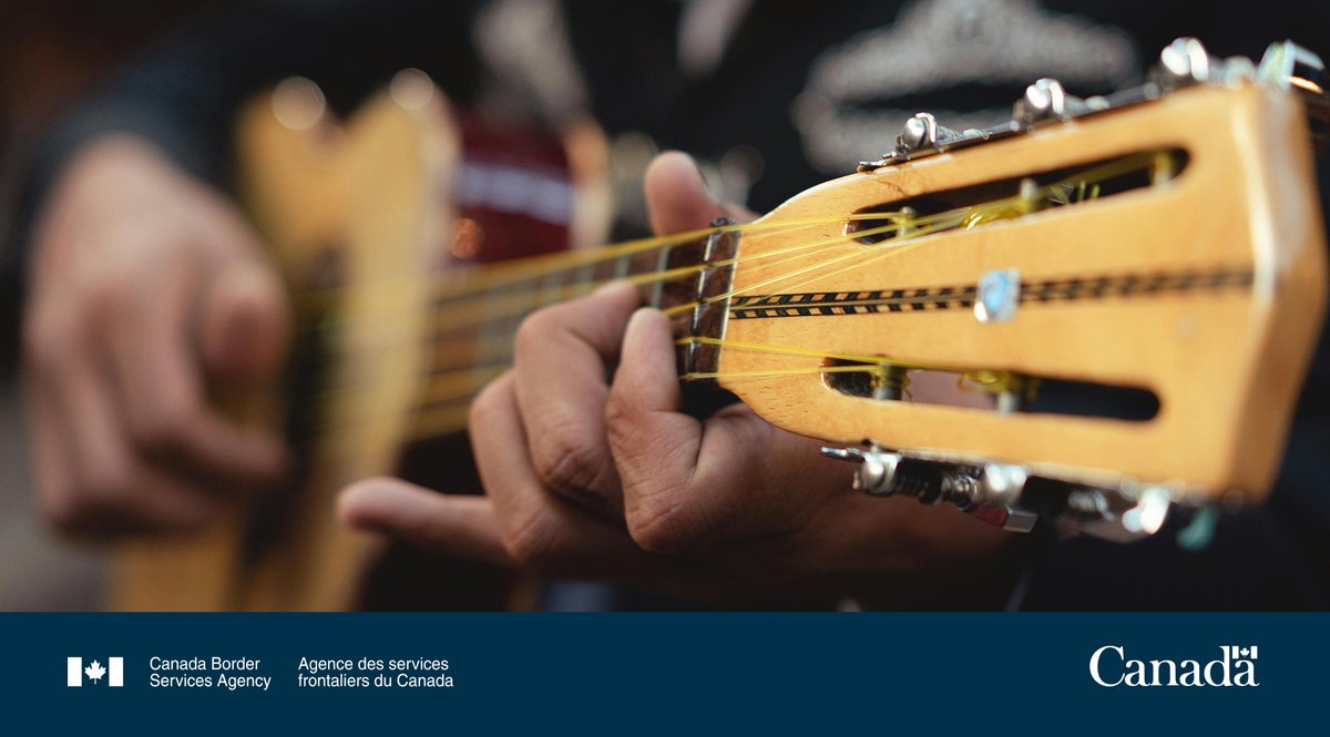 Crossing the border into #Manitoba for the legendary <a href="/Winnipegfolk/">Winnipeg Folk Fest</a> this weekend?

Be sure to stay #FolkFestHappy by planning ahead and reviewing the #CBSA border checklist before you go: ow.ly/eHBW50WjS5s

#KnowBeforeYouGo