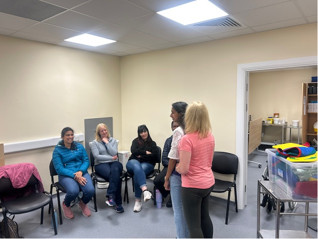 Charlotte Hannon our dedicated nurse tutor providing expert instruction on manual handling techniques for healthcare professionals 👩‍⚕️📚elevating standards for safe patient care
