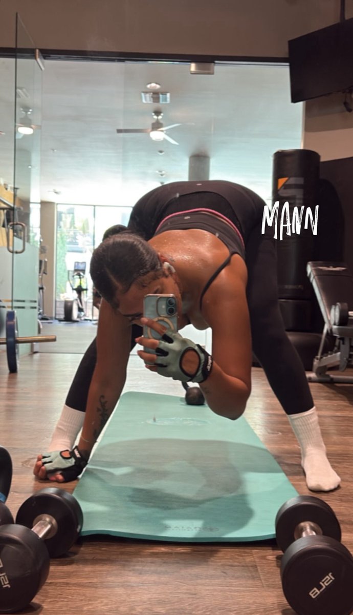 FriendNotyourg's tweet image. 🏋️‍♀️