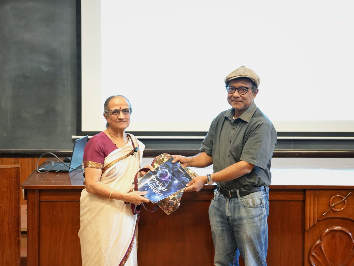 Glimpses from today's talk by Dr. Shylaja B S, <a href="/JNPlanetarium/">Jawaharlal Nehru Planetarium Bengaluru</a> , on 'Astrolabes as sources of records of eruptive stars' <a href="/RRI_Bangalore/">Raman Research Institute</a>.

Watch it here: youtube.com/live/S4ttVr3d-…

<a href="/PMOIndia/">PMO India</a> <a href="/PrinSciAdvGoI/">Principal Scientific Adviser, Govt. of India</a> <a href="/IndiaDST/">DSTIndia</a> <a href="/DrJitendraSingh/">Dr Jitendra Singh</a> <a href="/karandi65/">Abhay Karandikar</a> <a href="/TarunSouradeep/">Tarun Souradeep</a>