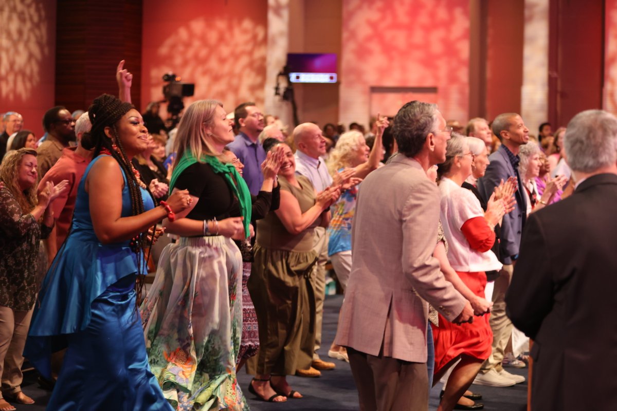 EagleMt's tweet image. Sunday’s service was a timely reminder: our relationship with God has to come first.

If you missed the service, make time this week to watch online at emic.org. 

#PrioritizeHisPresence #RelationshipWithGod #FaithInAction #WatchOnline #EMIC