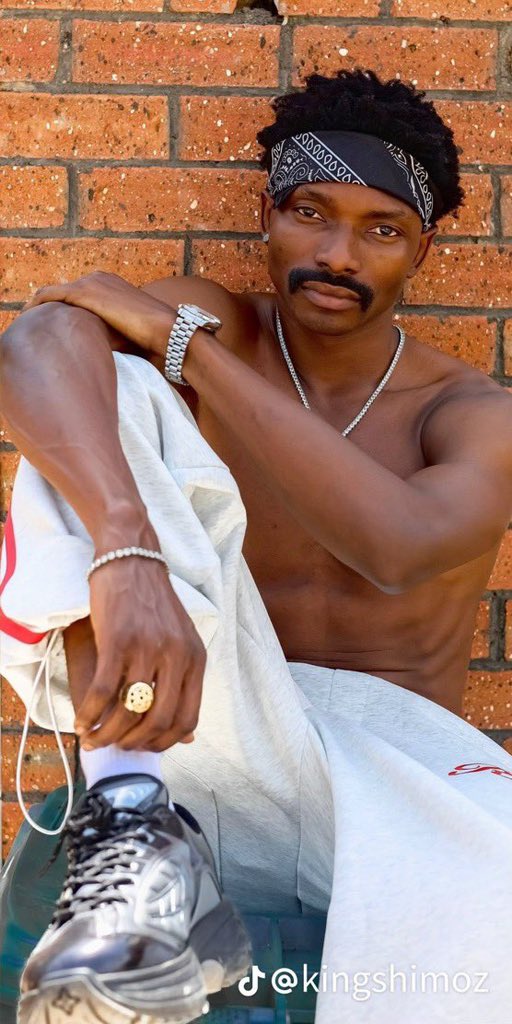 TheDamiForeign's tweet image. Mr money                                                         ??