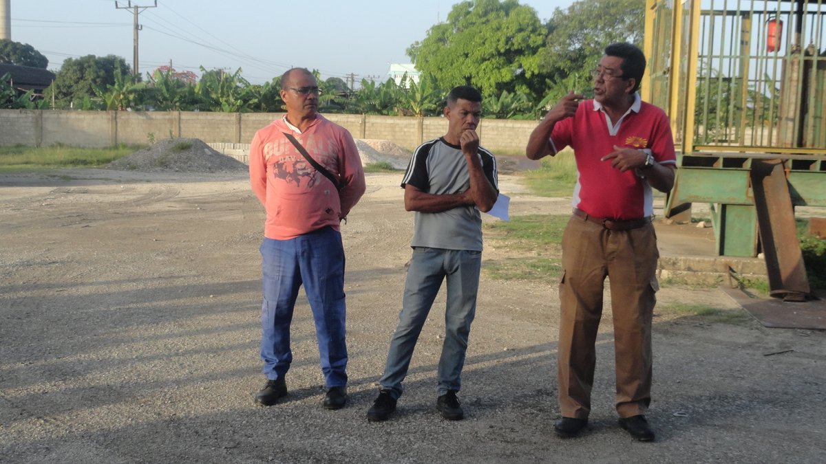 Se desarrollo el matutino y se ratifica las palabras del presidente en la clausura del pleno del PCC de 
Defender la unidad que es la prioridad, porque la existencia misma de la Revolución depende de ella, con acciones,hacer lo que nos toca con calidad y eficiencia.#SomosCuba