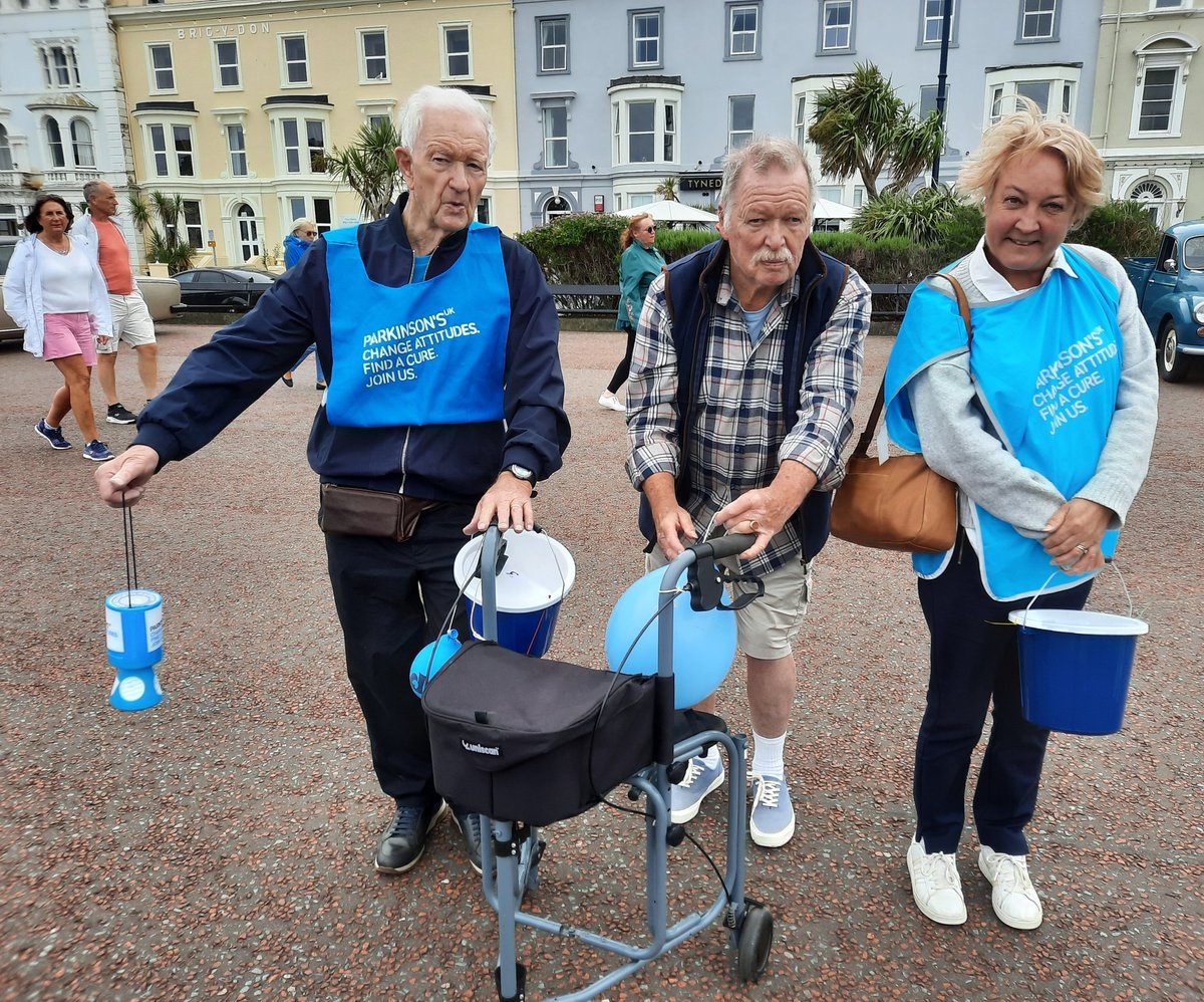 Local members of Parkinson's UK and Rotary on the Llandudno promenade collecting for the charity at the classic car event. There are local support groups around the UK if you or anyone you know have this disease - see parkinsons.org.uk/information-an…. 

  llandudnorotary.org