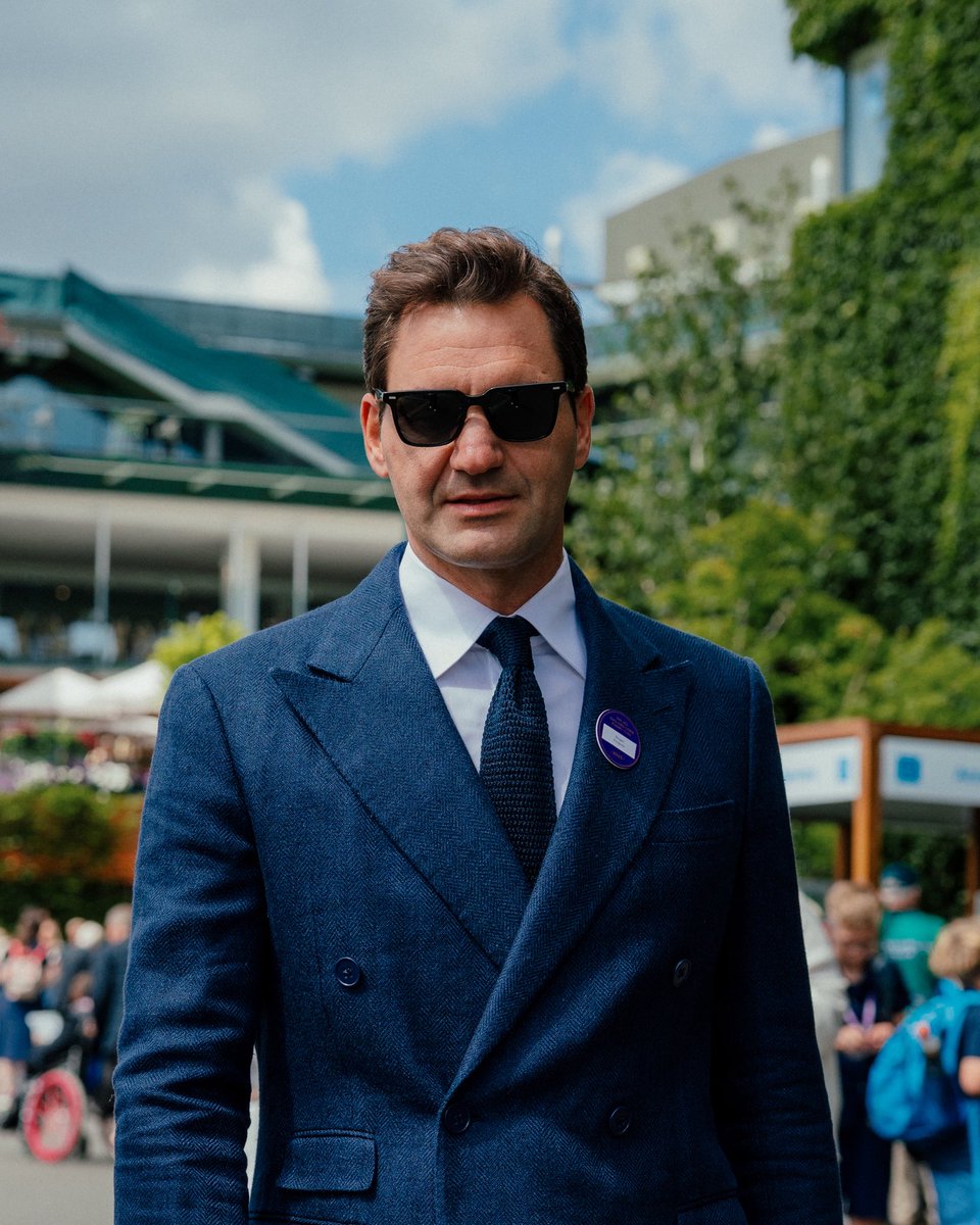 LaverCup's tweet image. Royal Box arrivals.
An exclusive behind the scenes look with Laver Cup founder, Roger Federer.
#LaverCup #Wimbledon