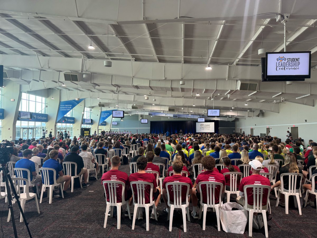 Always a great day to spend with student- athlete leaders at the <a href="/IHSAA1/">IHSAA</a> Student Leadership Conference! #StudentLeadership #IMS