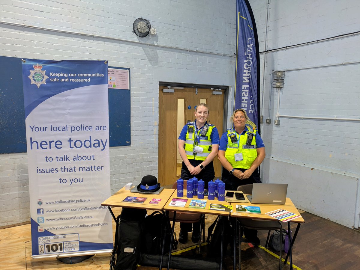 Officers have been at St John Fisher Catholic College today to support a Careers Fair; talking to students about careers in Policing. Thank you for having us!🚔 👮‍♀️ 👮