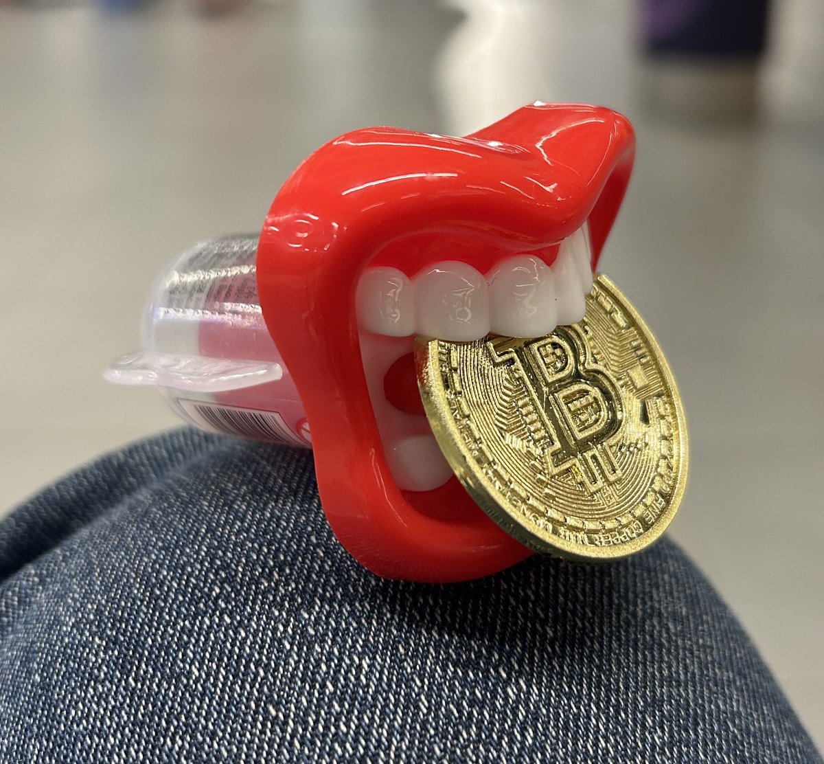 RocketorRekt's tweet image. Lollipop for Children. Who’s marketing BTC?