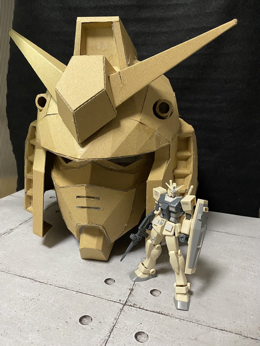 ryuryujin12's tweet image. RX-78メモリアル #ガンダムの日　#LEXUSRX