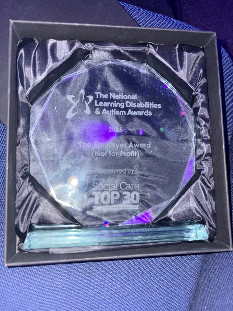 We're honoured to share that we have won the Employer Award (Not for Profit) at the Learning Disabilities and Autism Awards 2025! 🎉

Thank you to everyone in our Cartrefi community who made winning this award possible! 👏

Let's continue making #EverydayRemarkable!

#LDAwards25