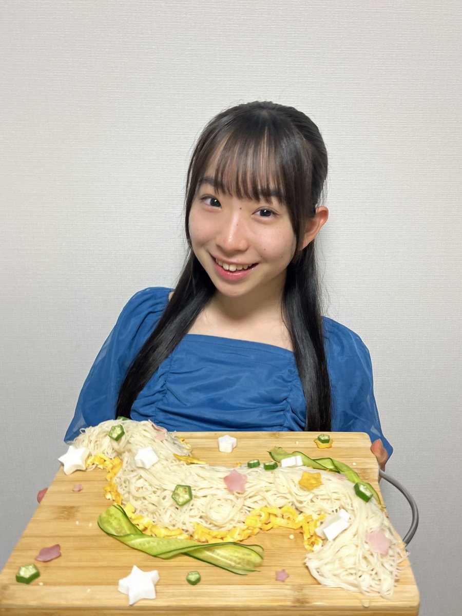 奏音です🌟

七夕🎋に天の川をイメージして素麺を盛り付けてみました‼︎

願いが叶いますように…

#七夕