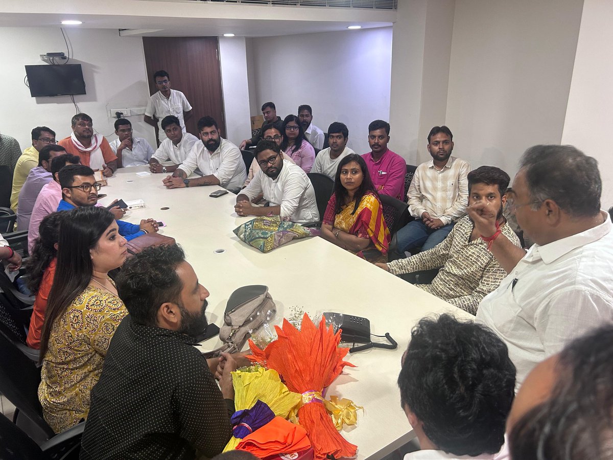 Organisational meeting of <a href="/BJYM/">BJYM</a> today at Salt Lake State Headquarters in preparation for #UttarKanyaCholo and other upcoming activities of the Yuva Morcha. Hon'ble <a href="/BJP4Bengal/">BJP West Bengal</a> President Shri Samik Bhattacharya da presided over the meeting and enthused us to collectively fight for