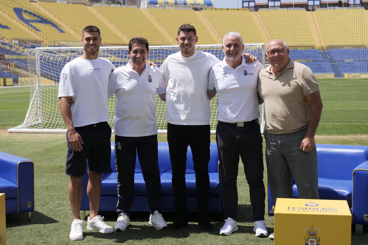 UDLP_Fundacion's tweet image. ¡La Fundación UD Las Palmas celebra un encuentro intergeneracional de porteros! 🧤⚽️
🔗 bit.ly/44kxXCX
#LaUniónHaceLasPalmas #SeremosMásUnión #ALGOLPITO