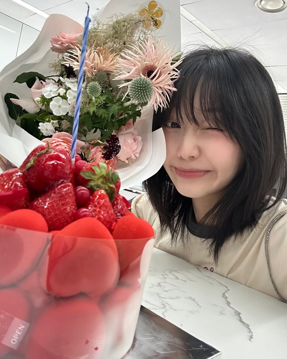 ryusujoeng's tweet photo. Announcing that House of Dreams is parting way with Artist Rider

These 3 years have been a wonderful journey together. But this is not the end, something great is definitely coming up! 💫 https://t.co/lC73kL4I1N