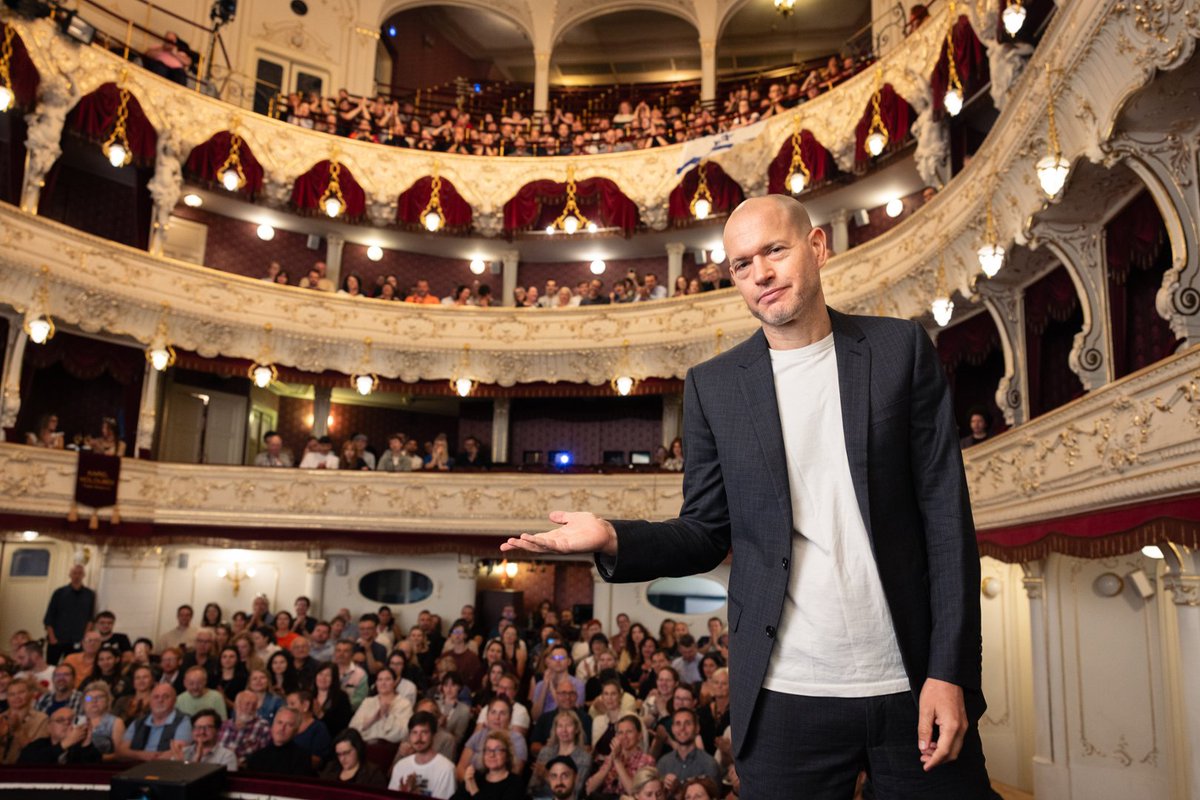 films_dulosange's tweet image. Nadav Lapid at the Karlovy Vary International Film Festival @KVIFF  for the premiere of his new film 𝗬𝗘𝗦

#Cinephilia #FilmDirector #FilmFestival #FilmPremiere #IndieCinema #InternationalCinema #KarlovyVary  #NadavLapid #NewFilm #OUI  #YES

📷 FILM SERVIS FESTIVAL KARLOVY VARY