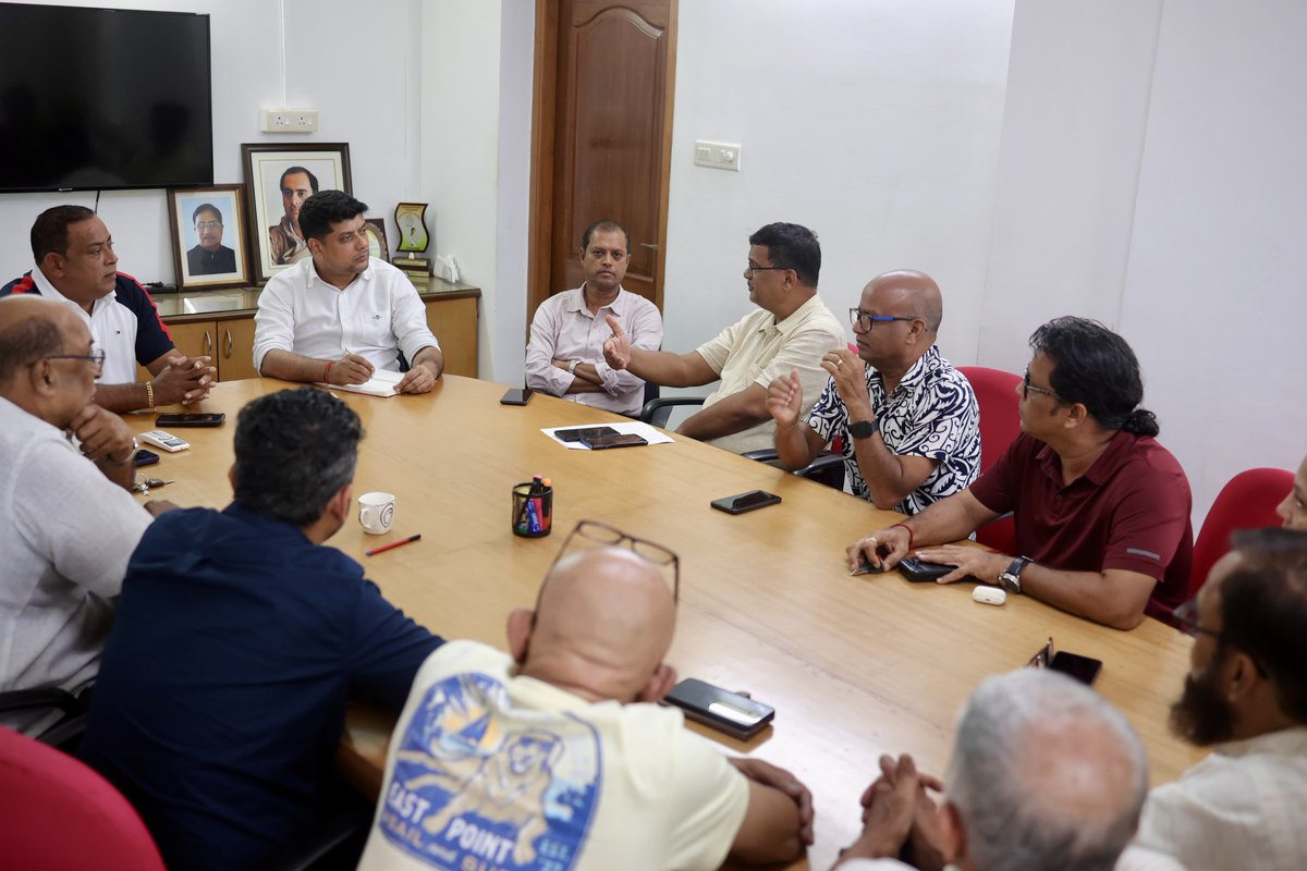 amitspatkar's tweet image. Had a focused and fruitful interaction with the Congress Block Committee of Margao.
Reviewed local issues, booth-level structure, and the way forward for strengthening our presence on the ground.

Appreciate the active participation of @INCSGoa District President @SavioDsilvaa,…