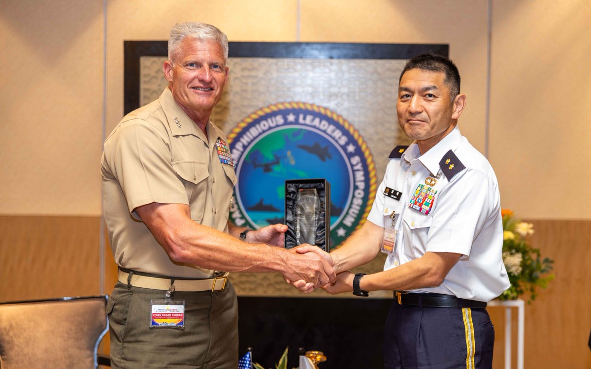 PacificMarines's tweet image. #PALS25, Day 1! 🌏💪
Today, 22 participating nations participated in various panels, #KLEs and social events to build and reinforce our committed relationships to partners and allies.
We are #StrongerTogether! 💪
📸: LCpl. Moses Lopez Franco & LCpl. Roger-Junior Annoh | @USMC