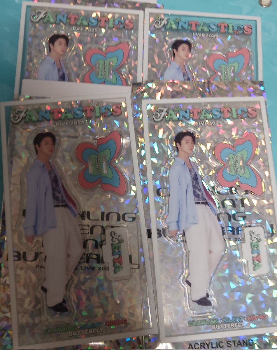 RENHOKU4's tweet photo. @sgtly_0311 検索から失礼します、こちらの瀬口のアクスタ４枚とフォトカ８枚計１２点と八木のアクスタ１枚との交換可能でしょうか？ https://t.co/H6quQknNuo