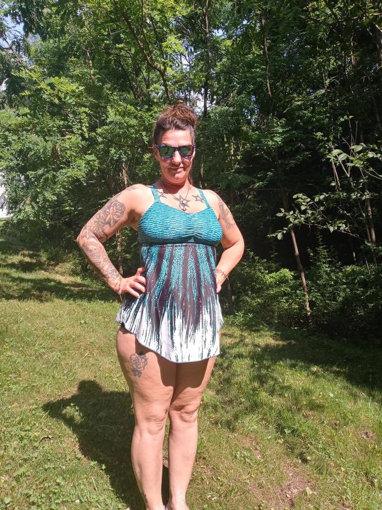 Tattoos looking good on me right?
#tattoo #singlemotherproblems #bikinifashion