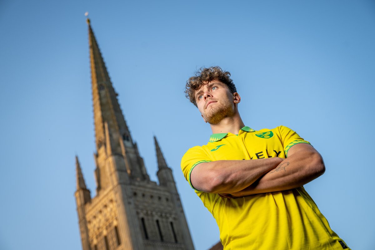 Norwich Cathedral tweet media