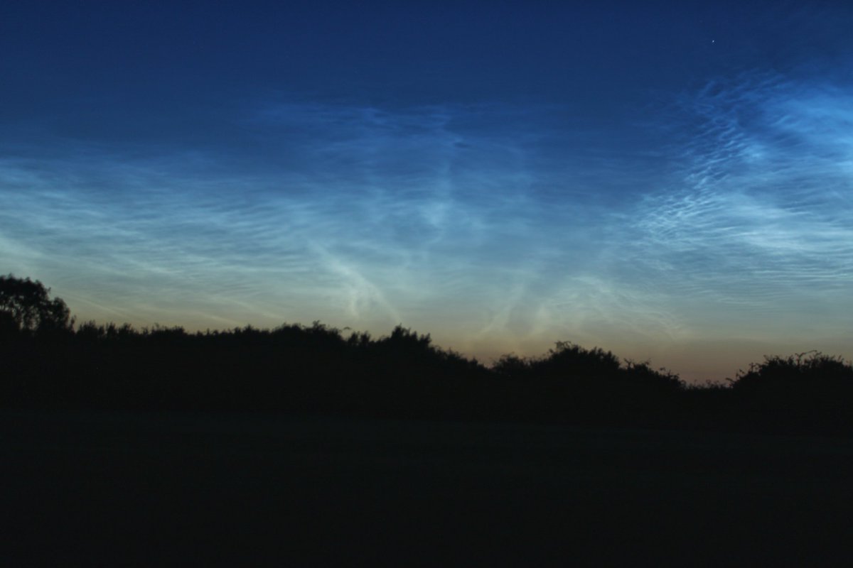 Jack March Photography📸 (@jacksweatherch1) on Twitter photo Some more photos of the noctilucent cloud display this morning in Stockingford
<a href="/StormHour/">#StormHour</a> <a href="/ThePhotoHour/">#ThePhotoHour</a> #loveukweather <a href="/Shefali_oza/">Shefali Oza</a> Some more photos of the noctilucent cloud display this morning in Stockingford
<a href="/StormHour/">#StormHour</a> <a href="/ThePhotoHour/">#ThePhotoHour</a> #loveukweather <a href="/Shefali_oza/">Shefali Oza</a>