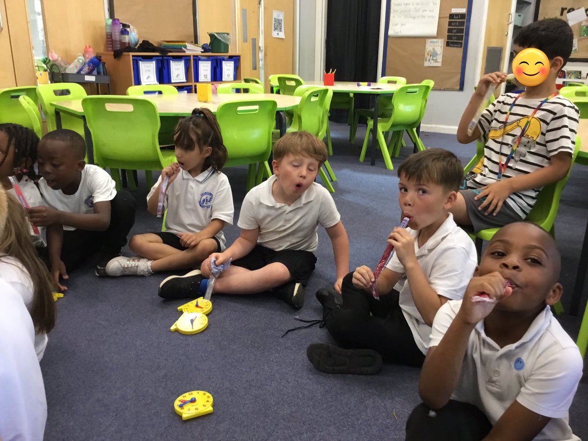 What a treat! Tip tops to top off our afternoon ☀️