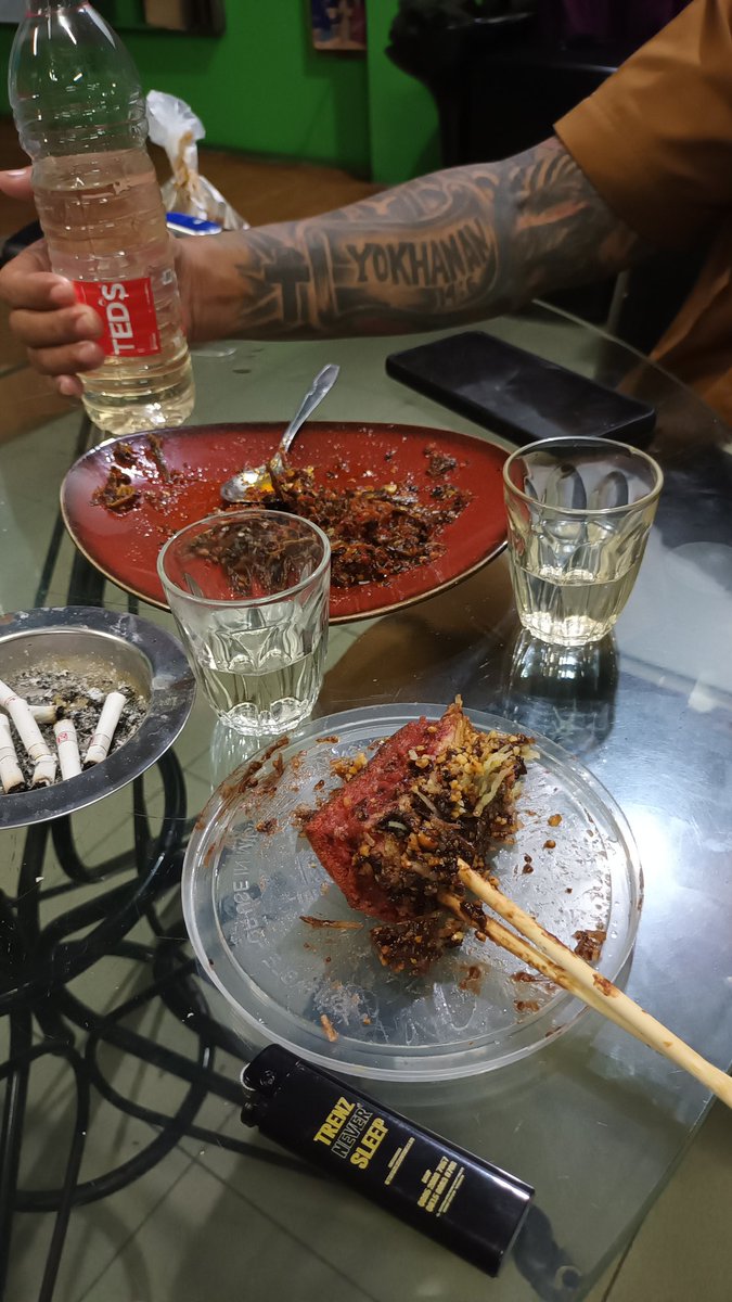 luckylucky0971's tweet photo. Salam 1 gelas 🥃🍻🤟🏾🎸🤘🏾🎙
#Captikus 🐀 https://t.co/DHOpYGhnuG