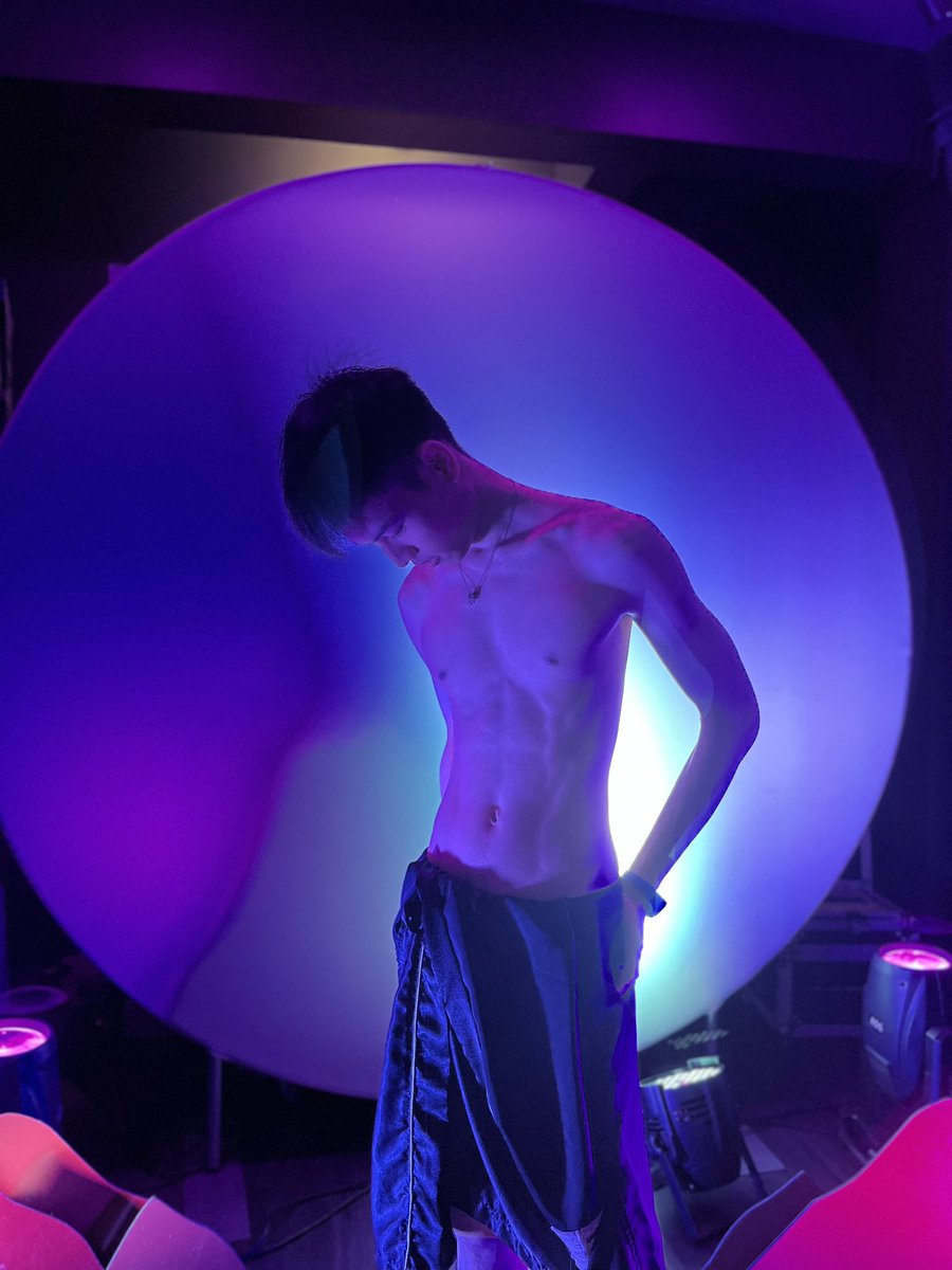 กอดกันลึกๆ <a href="/FEELONSEN/">FEEL ONSEN</a>