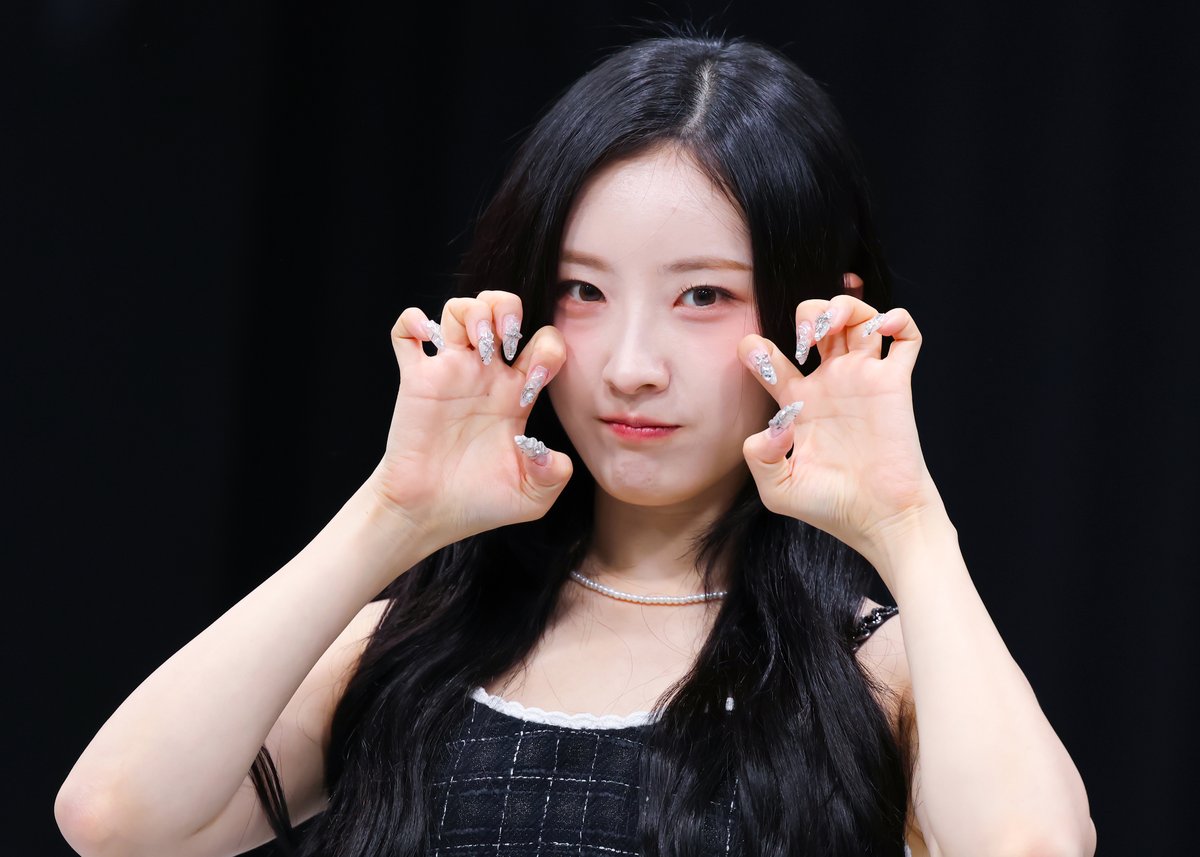 Gktbdud's tweet image. 250705 하슬
#아르테미스 #ARTMS