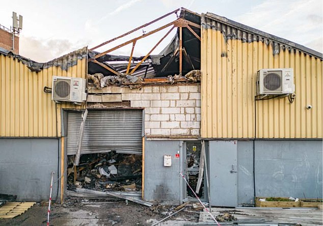 Six British men are facing jail after a Russian arson and sabotage campaign in the UK run online by Wagner mercenaries. Three arsonists found guilty today, the two leaders of the plot pleaded guilty, one man failed to inform.
dailymail.co.uk/news/article-1…