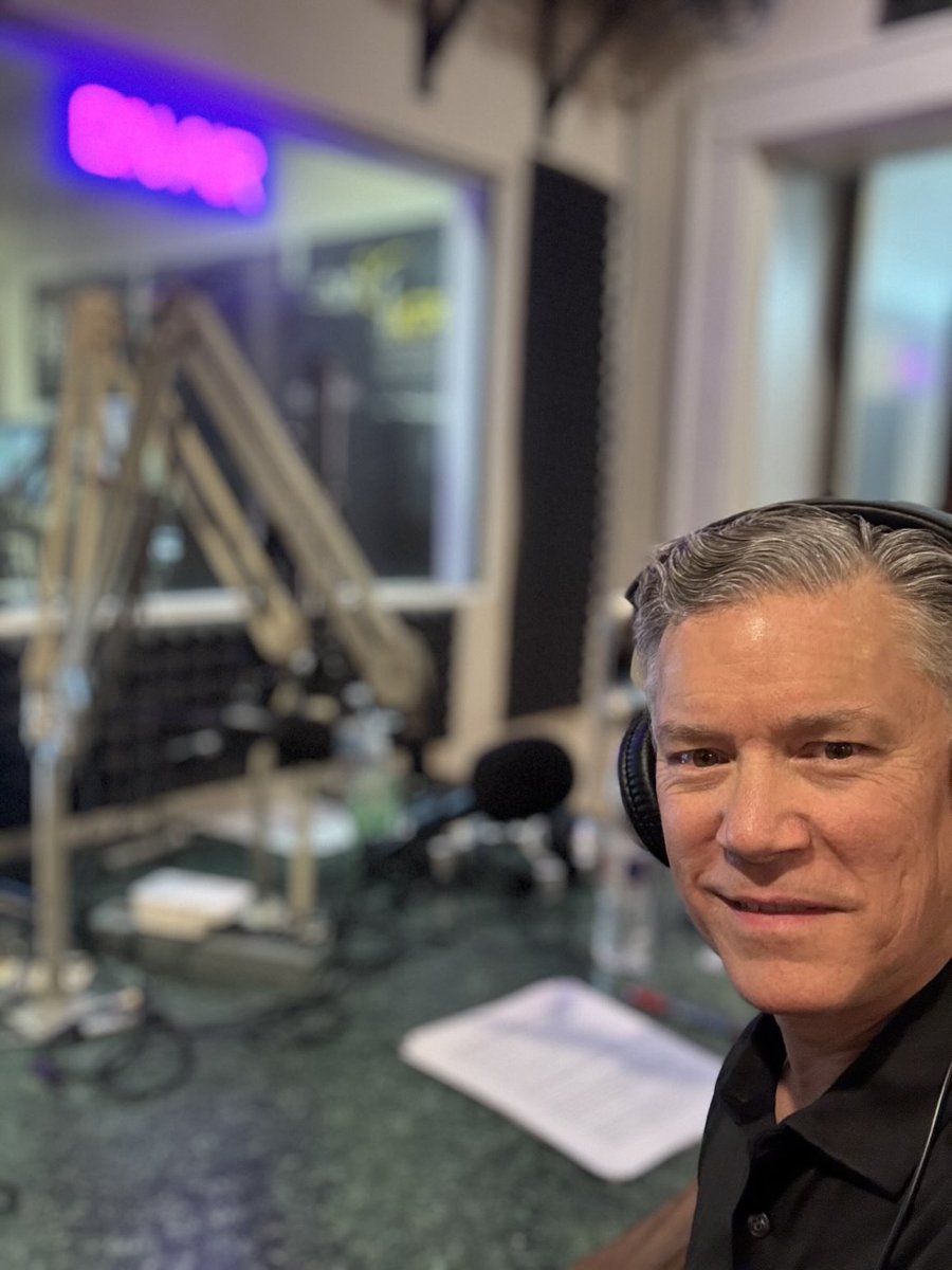 JaworskiForTX's tweet image. Colin Allred is my guest on this morning’s broadcast of “The Midterms w/ Joe Jaworski.” Tune in live Tuesday July 8 at 9:30am central on KPFT 90.1 FM Houston; 89.5 FM Galveston or stream live KPFT.org.