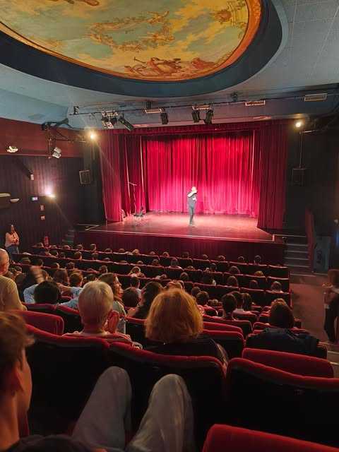StanCCarotenuto's tweet photo. Merci MONTLUEL (01)❤️

Prochaines dates d’ET SI LES OEUVRES D’ART POUVAIENT PARLER ? 
infos &amp; 🎟👉https://t.co/Kwdzo8PpVc

#theatre #stan #joconde #monalisa #leonardodavinci #davinci #louvre #museedulouvre #art #paris #exposition #fridakhalo #picasso  #vangogh #picasso #venus https://t.co/hmiEUbdCB2