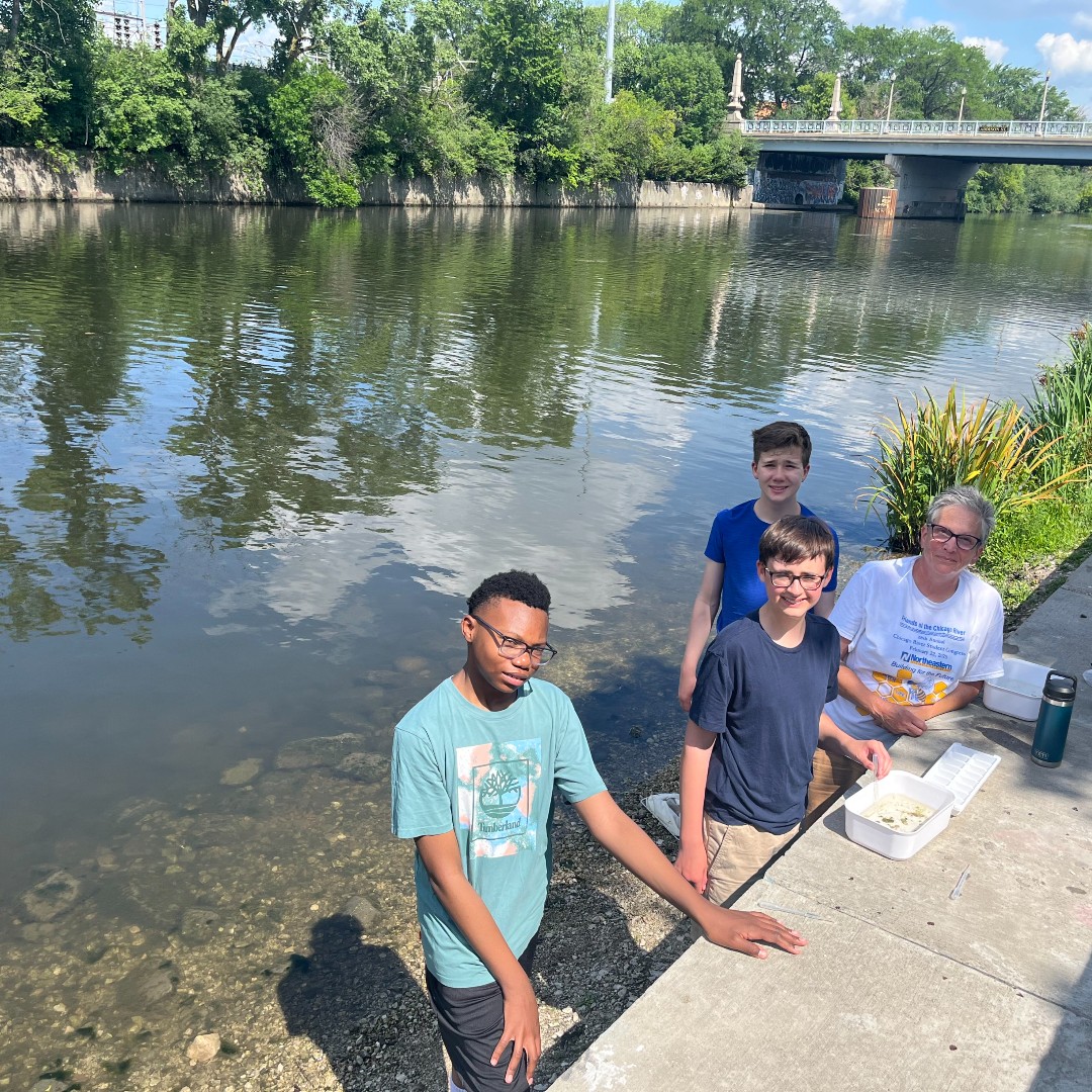 DePaulPrep's tweet image. 🌿☀️ Nature is all around us!🍃🦋🌼
Middle schoolers who attended our Outdoor Explorers camp spent time in Clark Park and along the river discovering the world around us. From small aquatic organisms to reptiles, campers learned to appreciate the beauty of the outdoors.