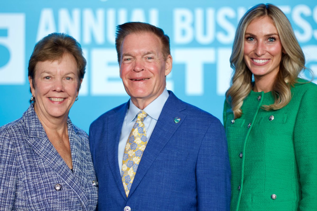 theleagueofcus's tweet image. Congratulations to Richard J. Skaggs, President and CEO of @usffcu, on his re-election as Chair of the Board for The League!
We’re proud to have his leadership and vision guiding us forward.
#LeadershipInAction #CUDifference
