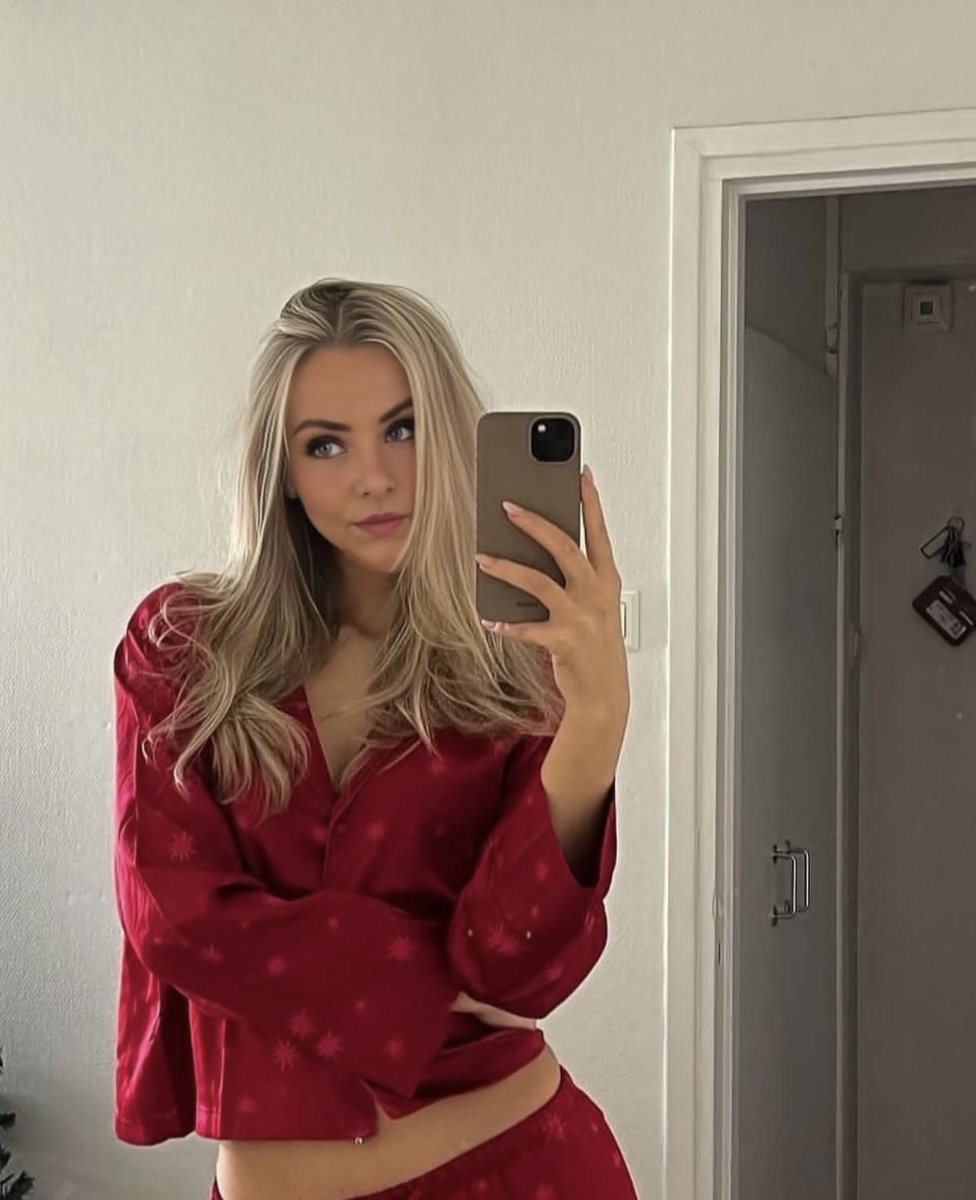 ♥️ Like &amp; follow! 🤩 I follow back!
⛱️ 5-0 free run! 💕 Let's go for 6!

✅ #FREE 🏖️ S. Baz 5+ K's (2u) ✅
✅ #FREE 🏖️ Semien 1+ Hits (3u) ✅
✅ #FREE 🏖️ JP Crawford Hit (3u) ✅
✅ #FREE 🏖️ T. Ward 1+ Hits (4u) ✅
✅ #FREE 🏖️ Rinder/Shel ML (3u) ✅