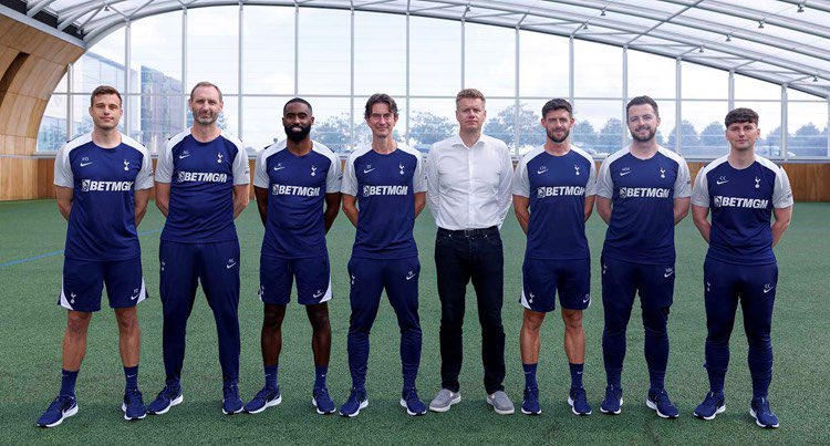Thomas Frank has outlined the roles that his coaching staff members will have:

Justin Cochrane: Will be focused on the offensive part of the game and some training planing 

Andreas Georgson: assistant coach, with main focus on set pieces, playing from restarts 

Matt Wells: