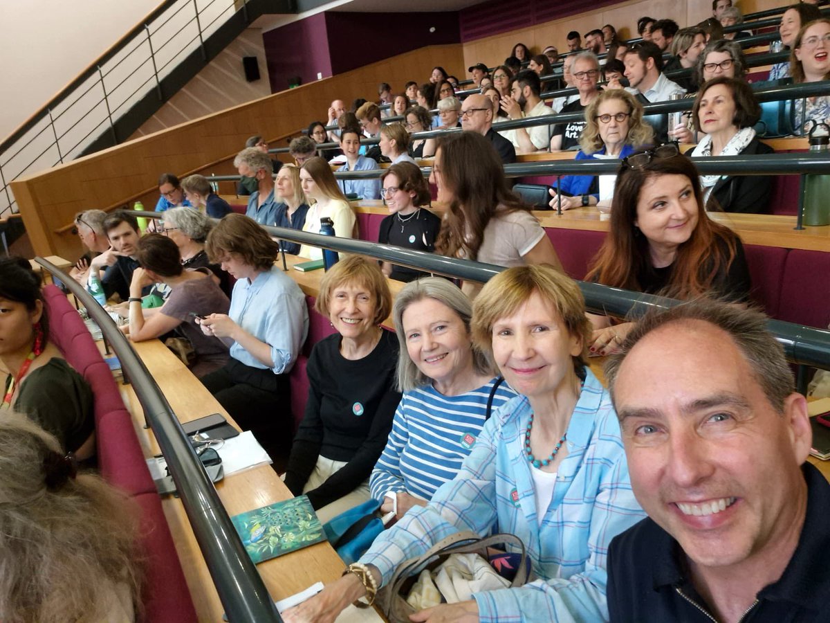 Maggie Humm tweet media