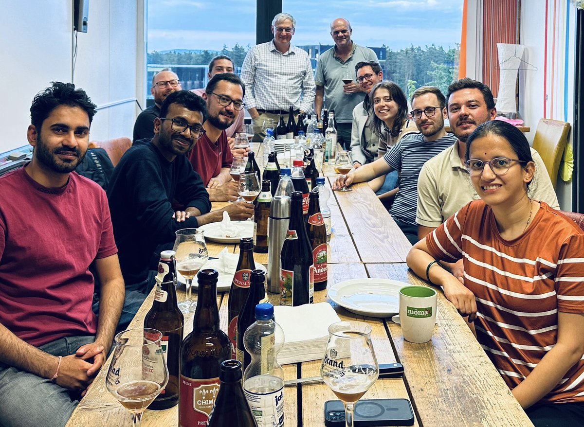 harder_research's tweet image. Today we had Georgii Nikonov visiting. Thx for the lecture and joining us on a Franco Ian-Dutch-Belgian beer road trip🍺🍺🍺