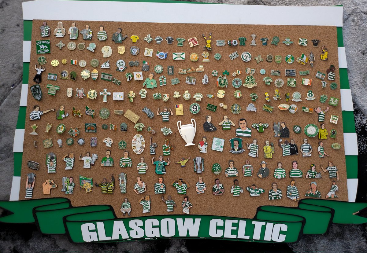 TriviaTim's tweet image. My boys custom made Celtic pin badge board.
Took a long time to fill it ( and a fair few quid)
Looks great though 馃崁馃崁馃崁
