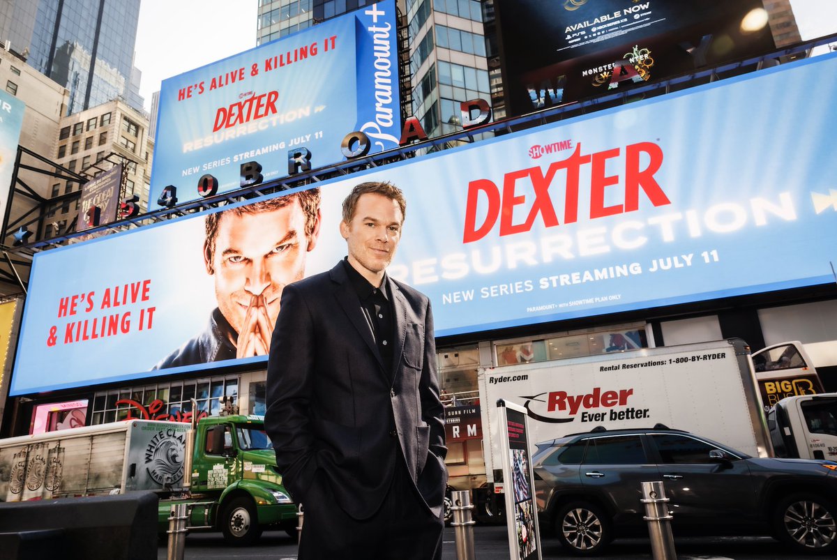 Dexter’s painting the town red 🏙️🩸 #DexterResurrection premieres in less than 48 hours‼️