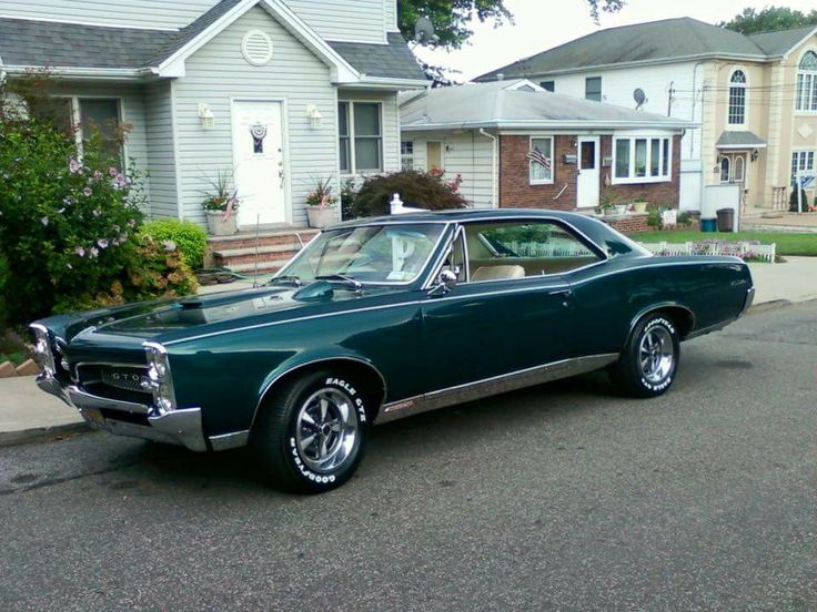 RandyDa25687858's tweet photo. *
* *
Keep it , , , or Sell it ? ? ?  🤔

1967 Pontiac GTO.

.:~67~:.     🧐 https://t.co/W0VEWQuN5E