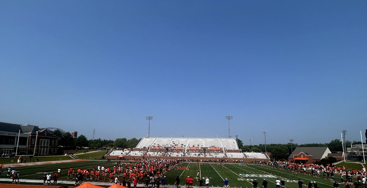 mcnairisrael's tweet image. June Camp Dump Mercer. Thank you @MercerFootball for the invite to camp. I enjoyed getting some work in and learning from the coaching staff.
@jleee74 @john_p34 @VeniceIndianFB @VeniceRecruit10
@247recruiting
@AdamSchefter
@McnairT