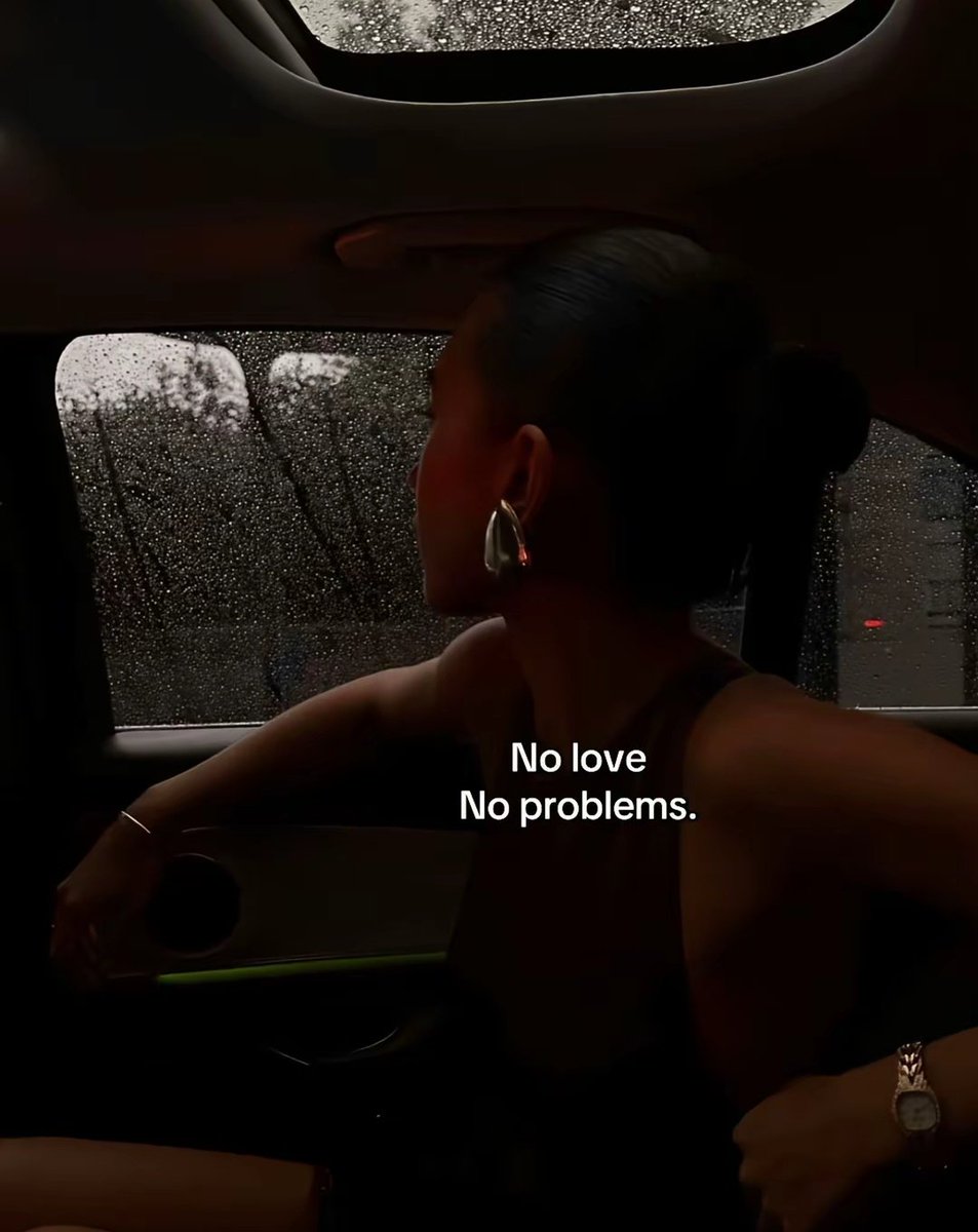 sinem (@kimbusnem) on Twitter photo 